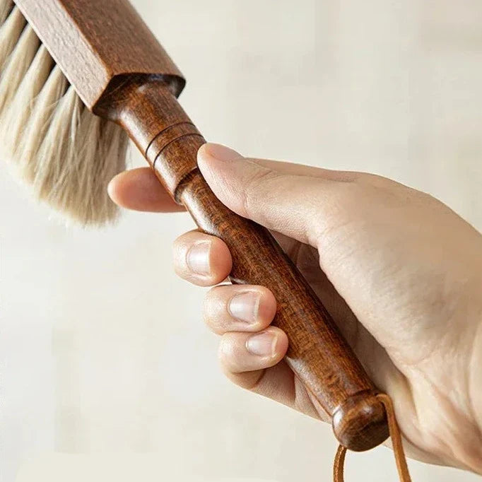 Escova Alongada para Limpeza